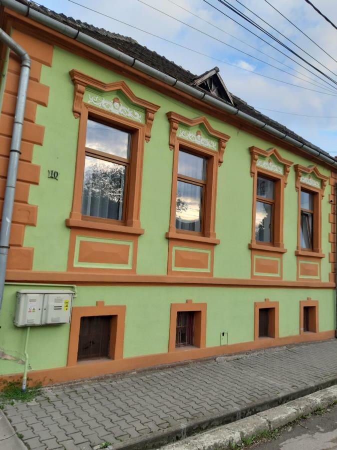 Casa Elena Διαμέρισμα Σιγκισοάρα Εξωτερικό φωτογραφία